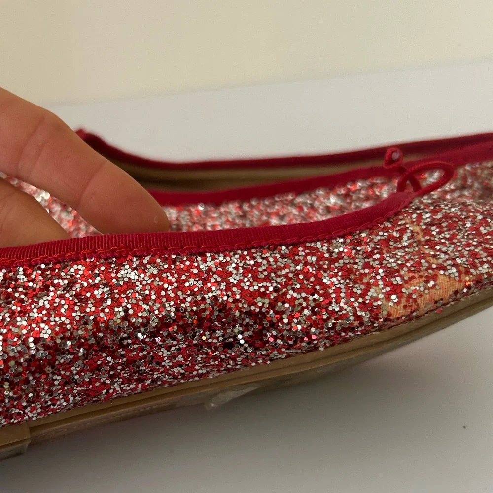 Crewcuts Girls red trimmed sparkly ballet flats. Size 4Y.